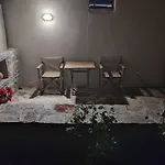 Apartment Mitatos 